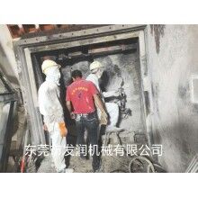 綠色環保開采機械設備液壓劈裂機