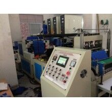 無紡布內(nèi)褲?rùn)C(jī)