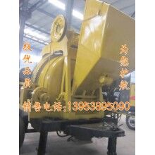 新型工業化脊梁 小型車載拖泵